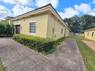1236 NE 32nd Avenue, Homestead, FL 33033