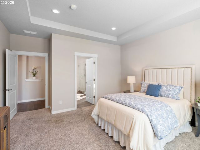 3709 Ne PIONEER St, Camas, WA 98607