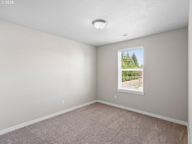 3709 Ne PIONEER St, Camas, WA 98607