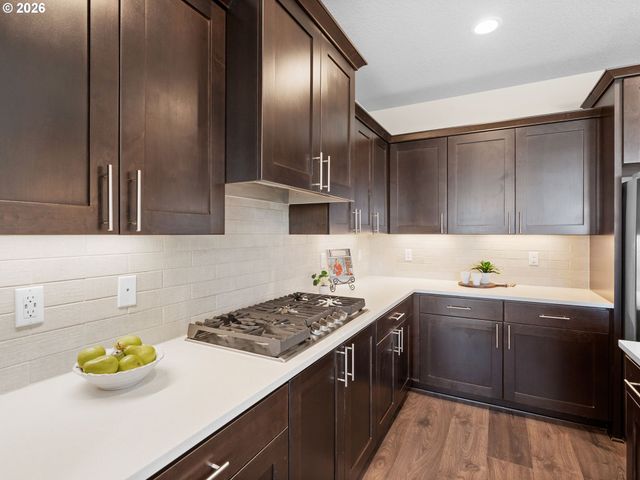 3709 Ne PIONEER St, Camas, WA 98607