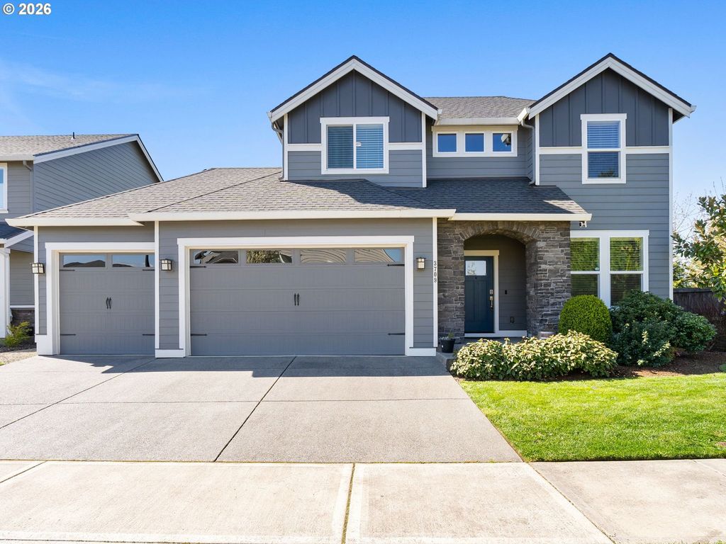 3709 Ne PIONEER St, Camas, WA 98607