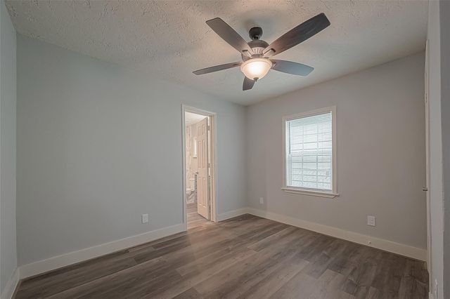 4417 Knoxville Street, Houston, TX 77051