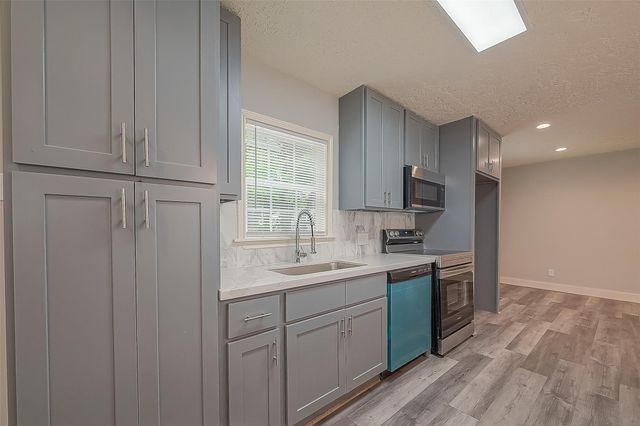 4417 Knoxville Street, Houston, TX 77051
