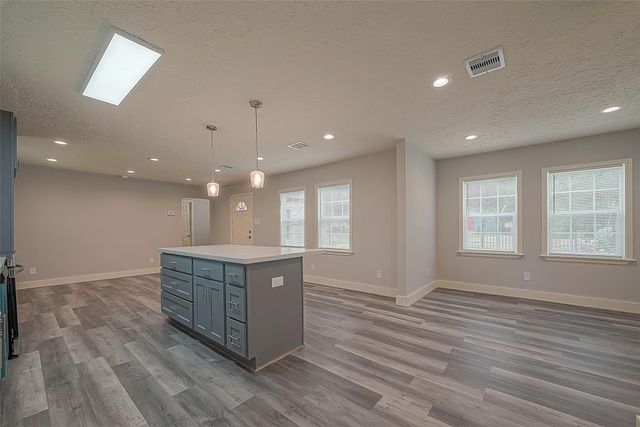 4417 Knoxville Street, Houston, TX 77051