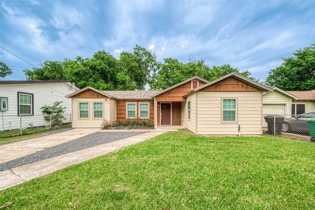 4417 Knoxville Street, Houston, TX 77051