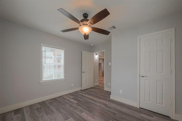 4417 Knoxville Street, Houston, TX 77051