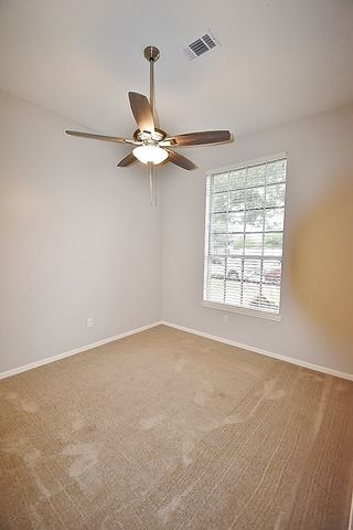 1402 Lost Creek Drive, Desoto, TX 75115