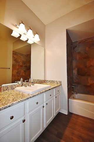 1402 Lost Creek Drive, Desoto, TX 75115