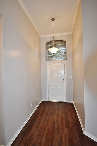 1402 Lost Creek Drive, Desoto, TX 75115