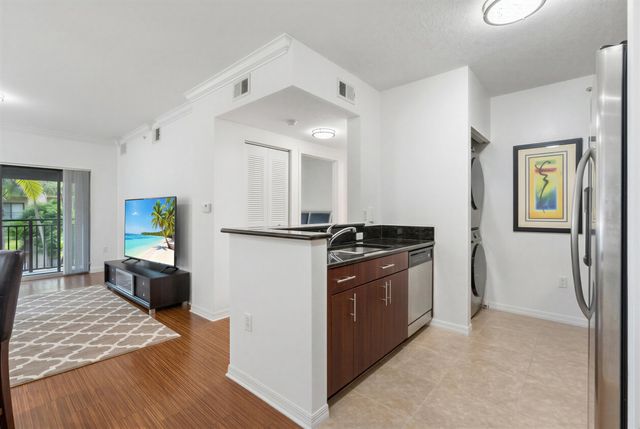 4907 Midtown Lane 1306, Palm Beach Gardens, FL 33418