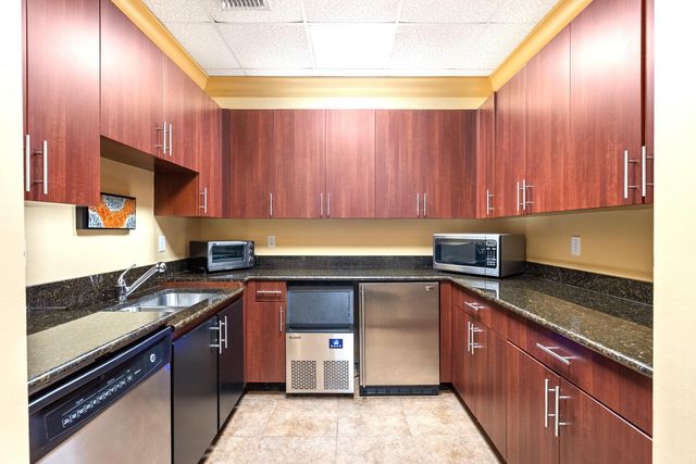 4907 Midtown Lane 1306, Palm Beach Gardens, FL 33418