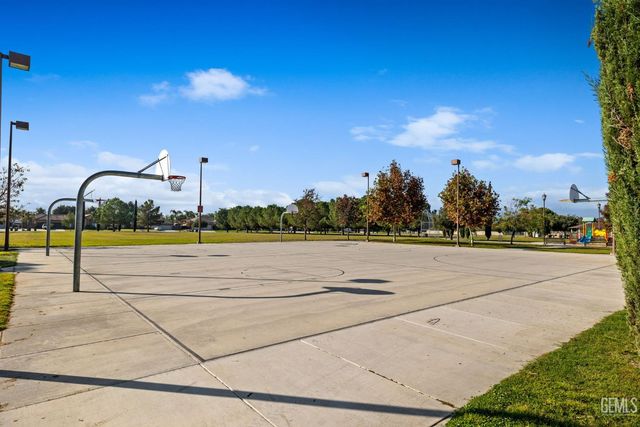 15708 Joseph Phelps Avenue, Bakersfield, CA 93314