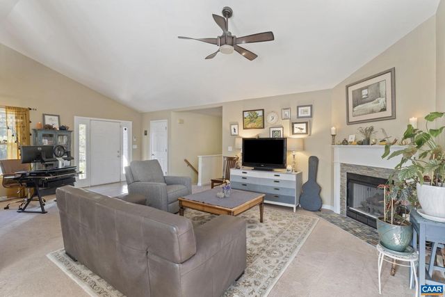 5905 WESTON LN, Crozet, VA 22932