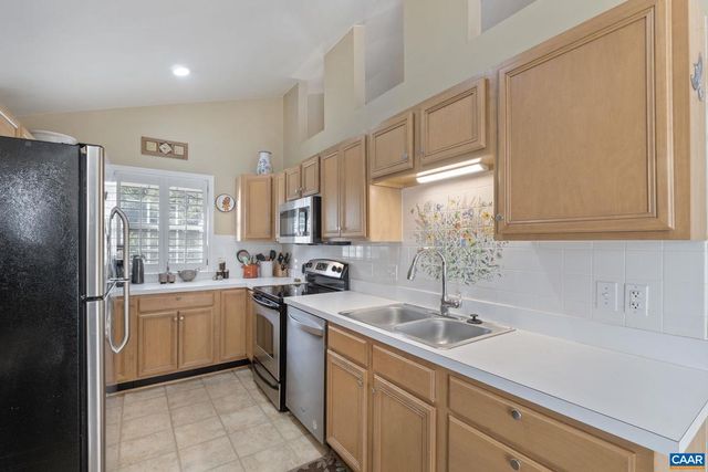 5905 WESTON LN, Crozet, VA 22932