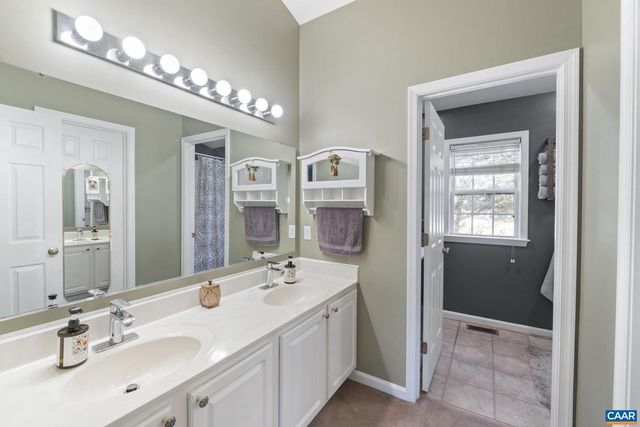 5905 WESTON LN, Crozet, VA 22932