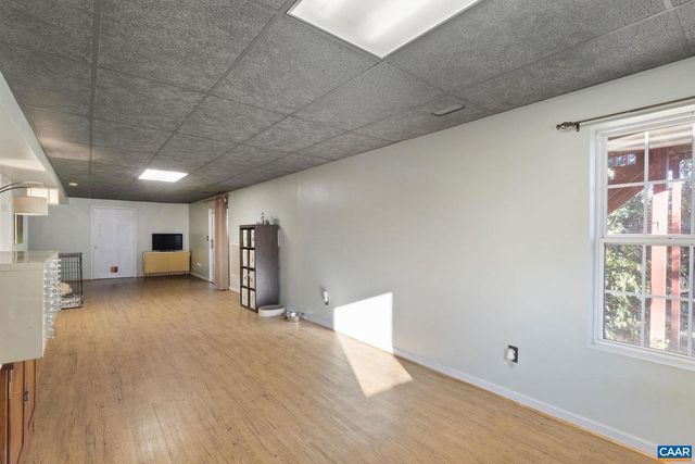 5905 WESTON LN, Crozet, VA 22932