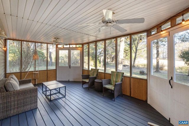 5905 WESTON LN, Crozet, VA 22932