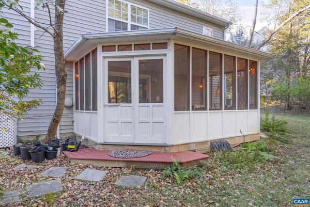 5905 WESTON LN, Crozet, VA 22932