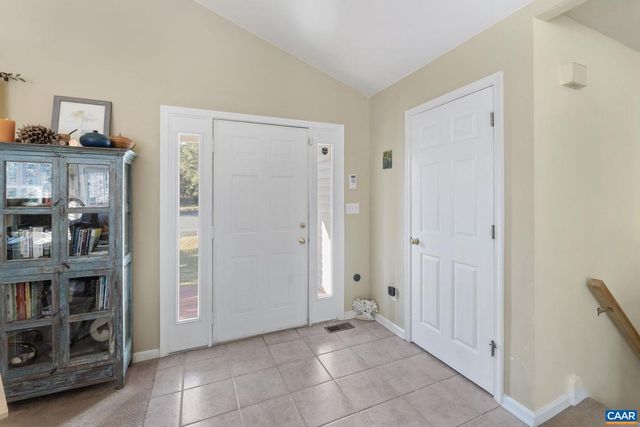 5905 WESTON LN, Crozet, VA 22932