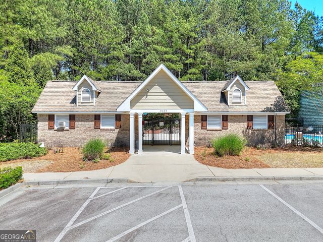 3702 Brockenhurst Drive, Buford, GA 30519