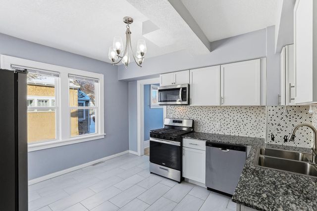 892 Cook Avenue E, Saint Paul, MN 55106