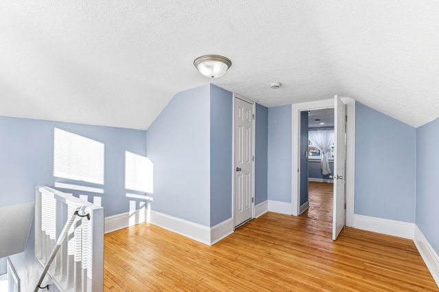 892 Cook Avenue E, Saint Paul, MN 55106