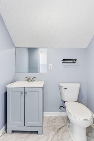 892 Cook Avenue E, Saint Paul, MN 55106