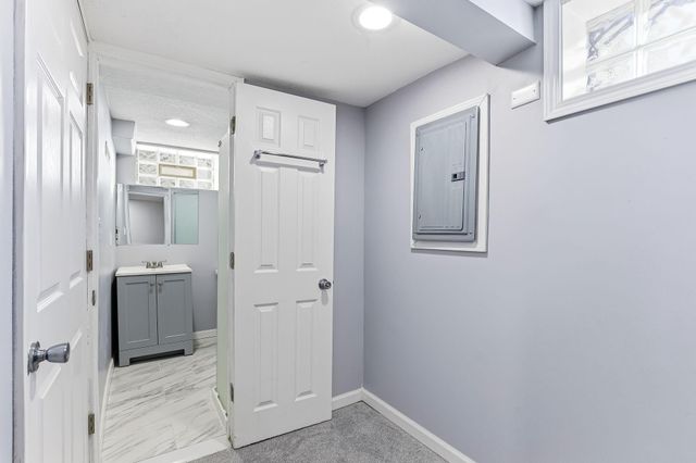 892 Cook Avenue E, Saint Paul, MN 55106