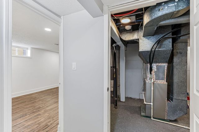 892 Cook Avenue E, Saint Paul, MN 55106