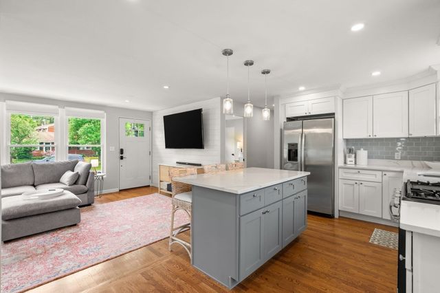 19 Burr Ave, Pembroke, MA 02359