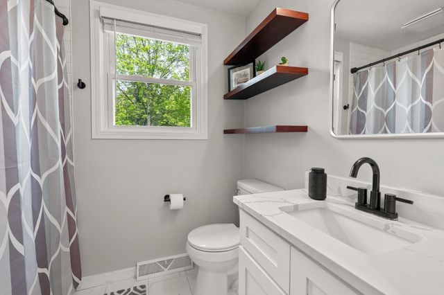 19 Burr Ave, Pembroke, MA 02359