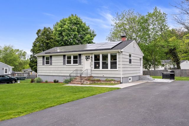 19 Burr Ave, Pembroke, MA 02359