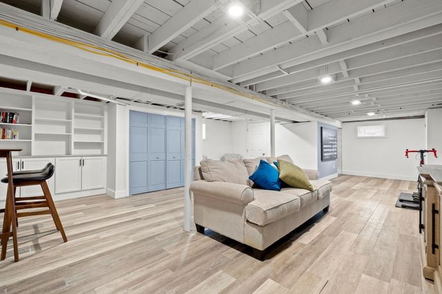 19 Burr Ave, Pembroke, MA 02359