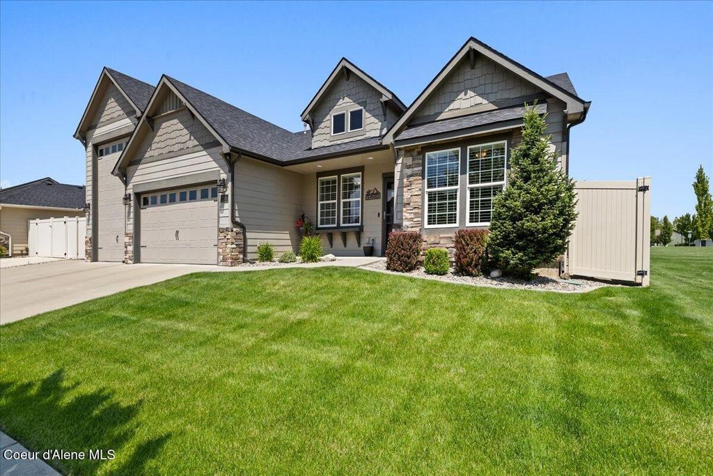 3265 E GALWAY CIR, Post Falls, ID 83854