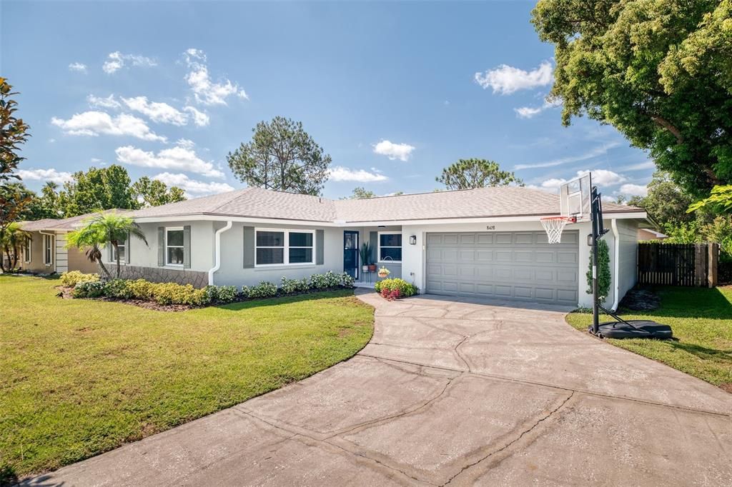 8428 AUBURN CIRCLE, Orlando, FL 32817