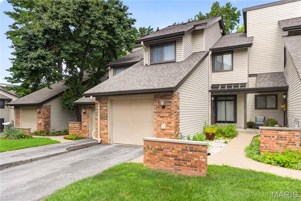 11515 Moonstone Court, Unincorporated, MO 63146