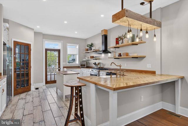 237 ELM ST, Lancaster, PA 17603