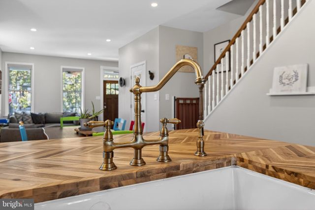 237 ELM ST, Lancaster, PA 17603