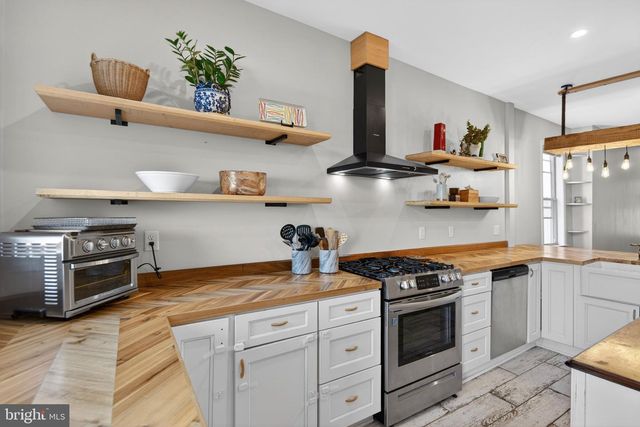 237 ELM ST, Lancaster, PA 17603
