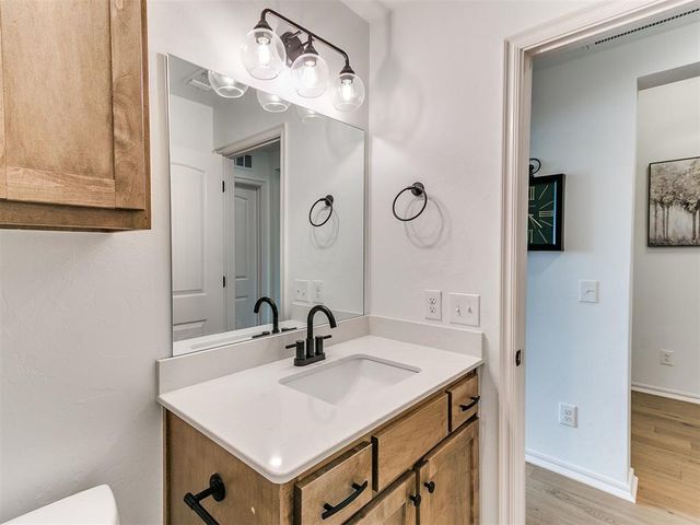 701 Caladium Drive, Yukon, OK 73099