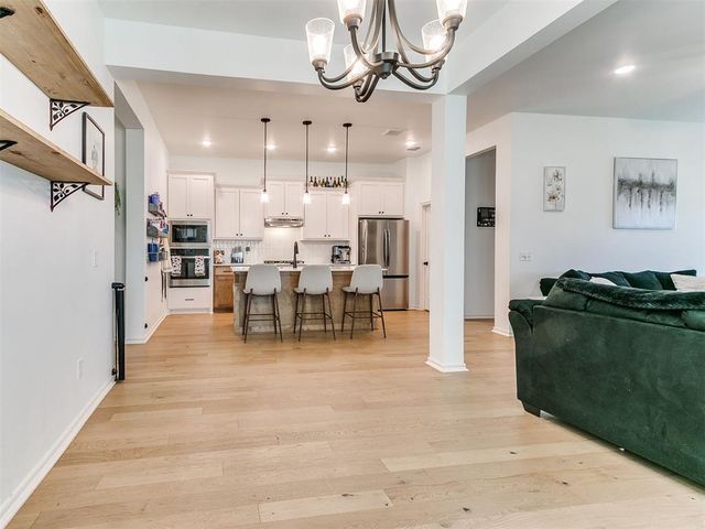701 Caladium Drive, Yukon, OK 73099