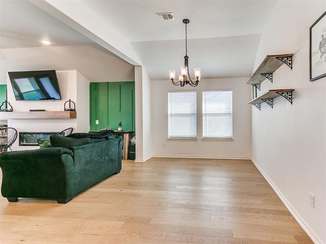 701 Caladium Drive, Yukon, OK 73099