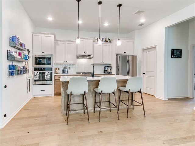 701 Caladium Drive, Yukon, OK 73099