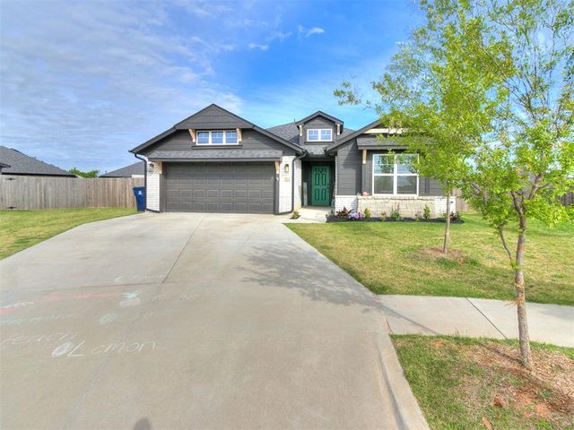 701 Caladium Drive, Yukon, OK 73099