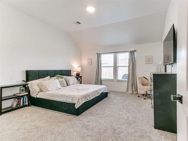 701 Caladium Drive, Yukon, OK 73099