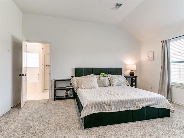701 Caladium Drive, Yukon, OK 73099