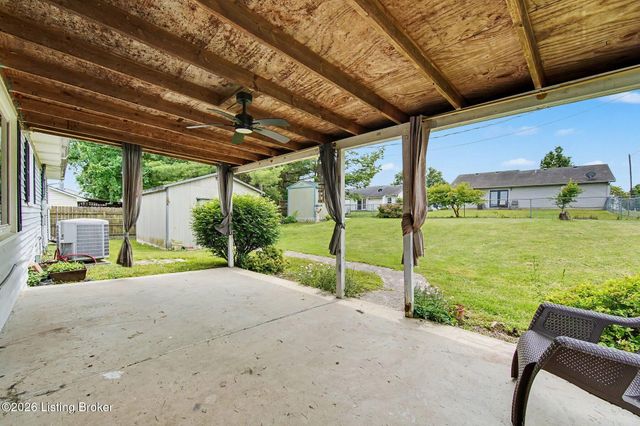 200 Grant Dr, Lawrenceburg, KY 40342