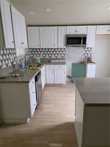 44283 Raysack, Lancaster, CA 93535