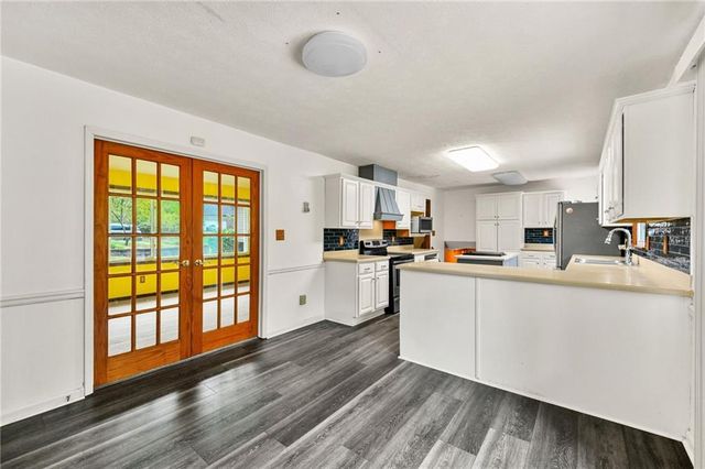 2145 Datona Drive SW, South Fulton, GA 30331