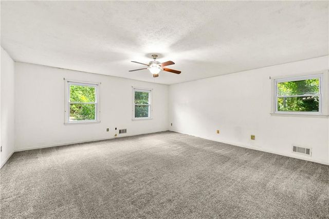 2145 Datona Drive SW, South Fulton, GA 30331